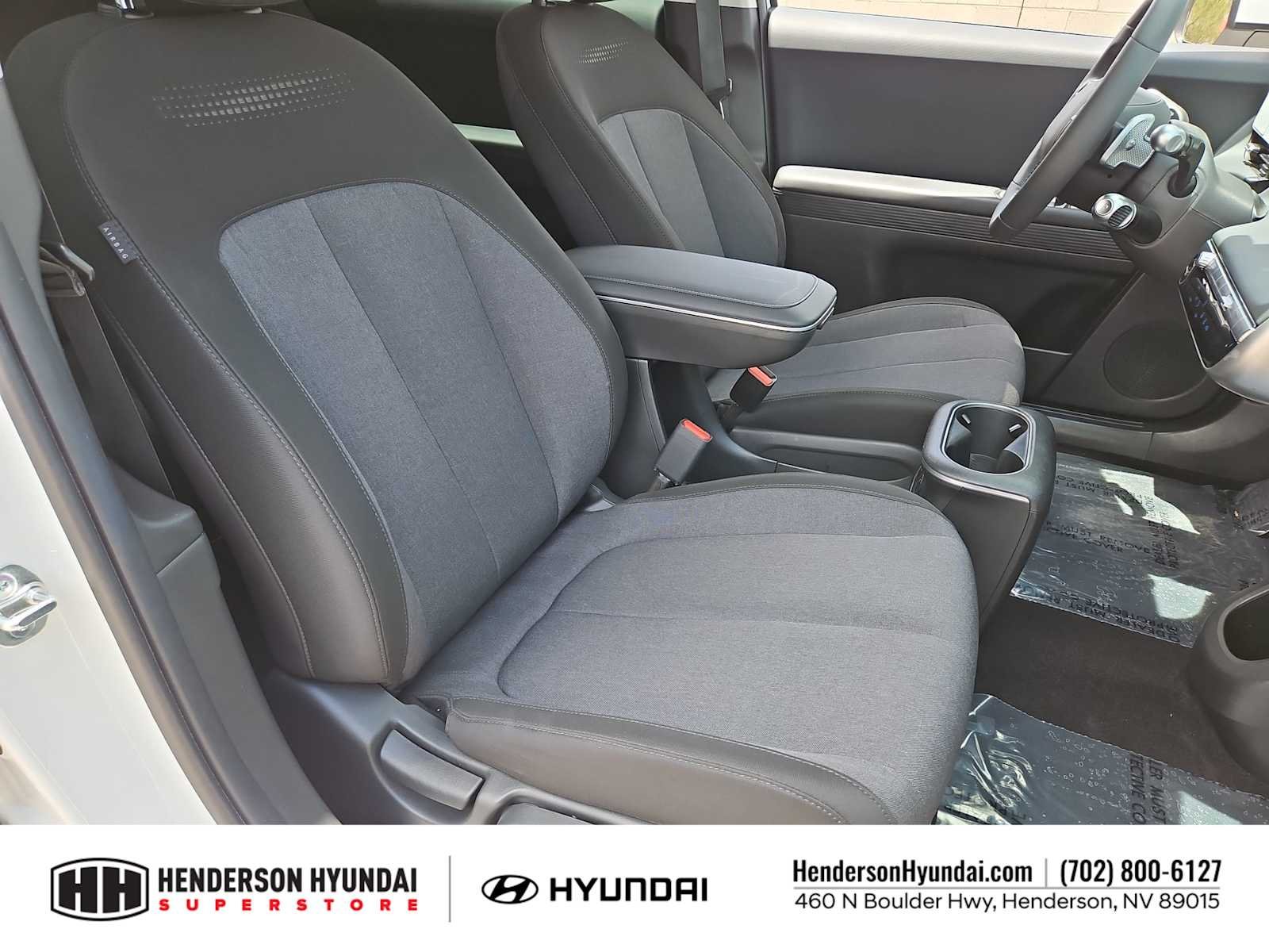 Used 2024 Atlas White Hyundai SEL image 21