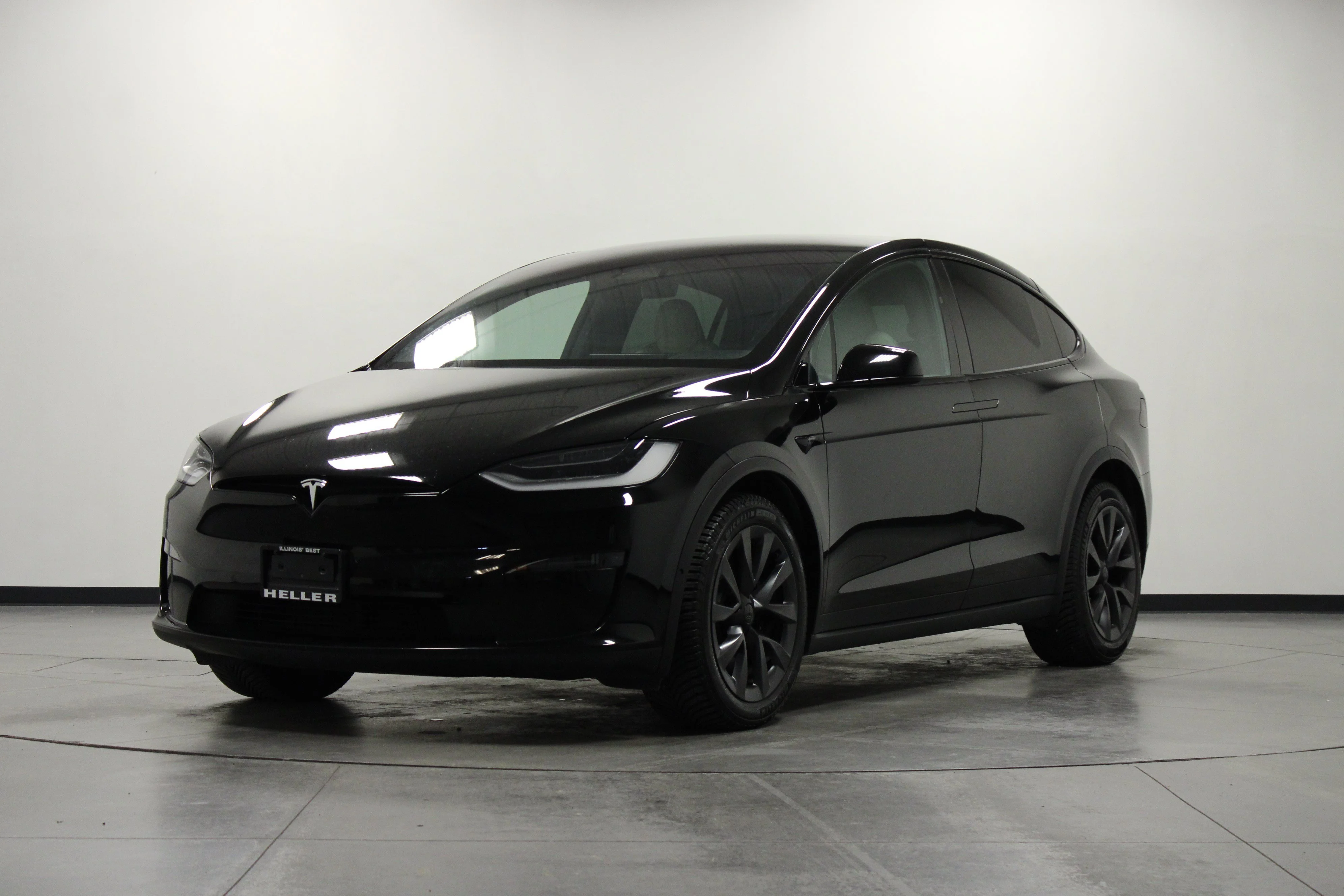 Used 2023 Solid Black Tesla Base image 8