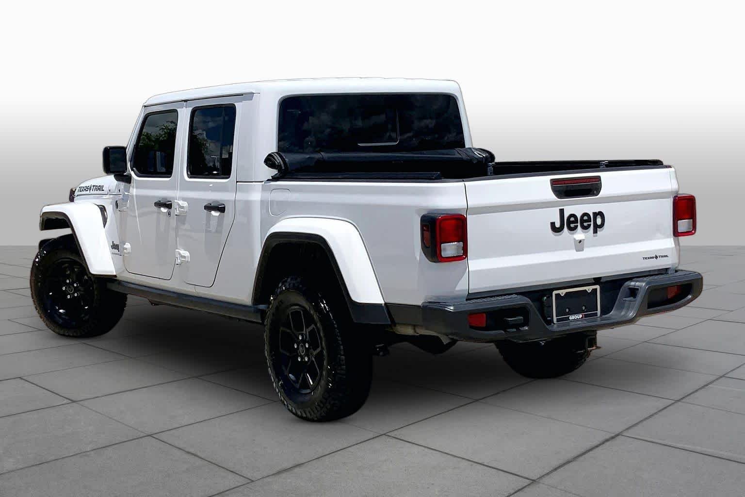 Used 2024 Bright White Clearcoat Jeep Texas Trail image 10