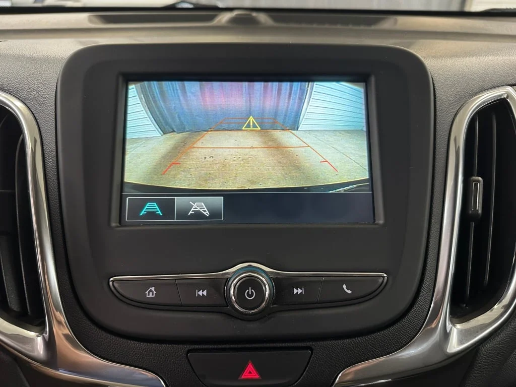 Used 2018 MOSAIC BLACK METALLIC Chevrolet LT image 11