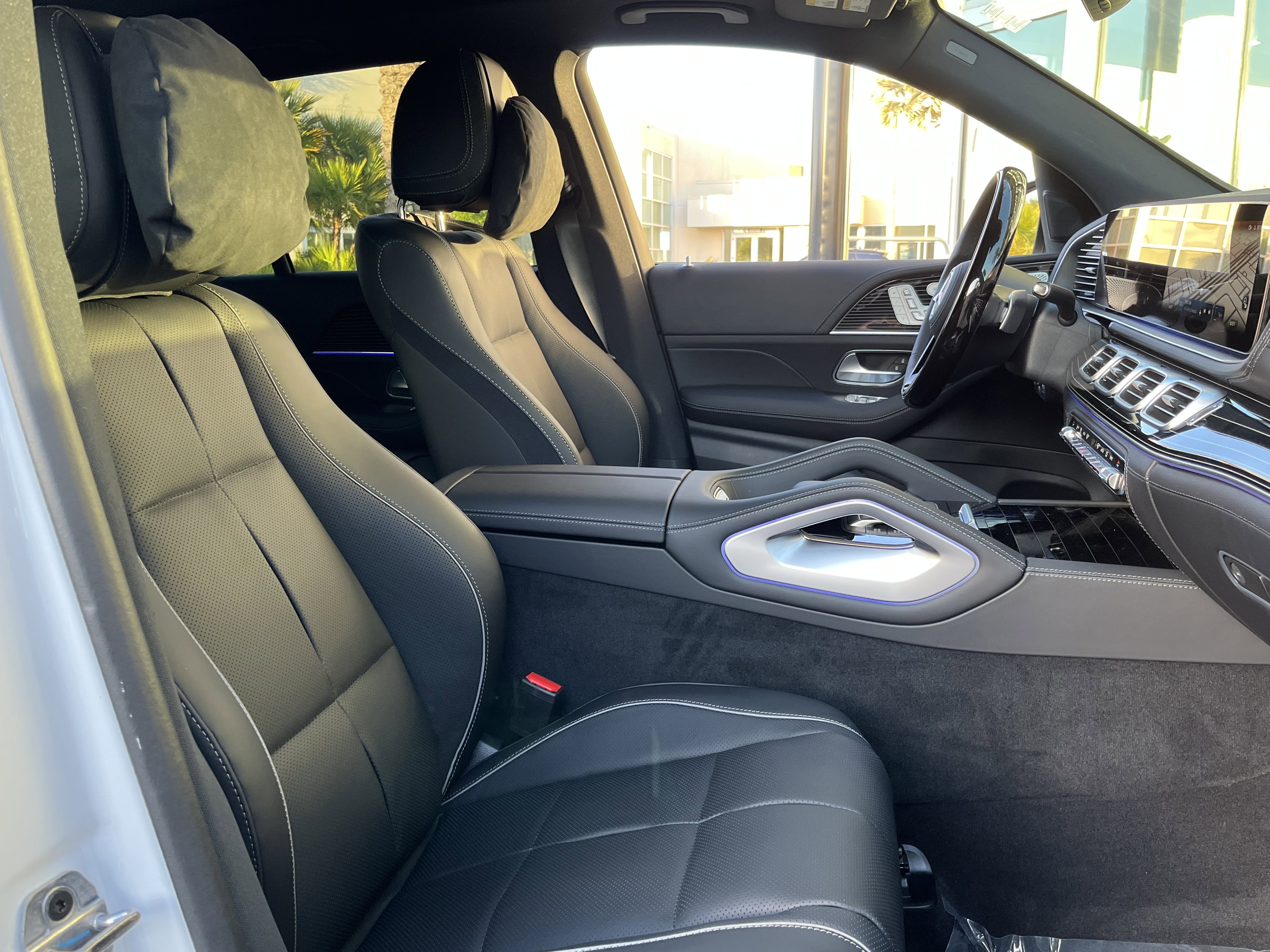 New 2026 MANUFAKTUR Moonlight White Metallic Mercedes-Benz GLE 580 image 22