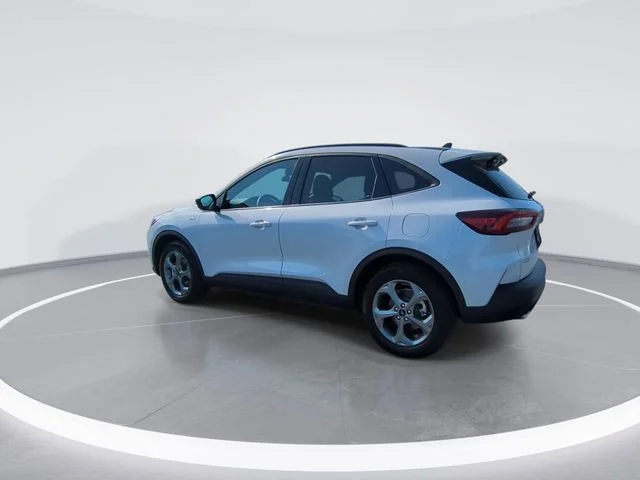 Used 2025 Silver Ford ST-Line image 6