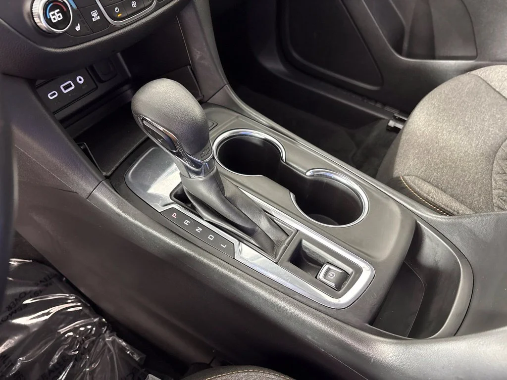 Used 2024 Gray Chevrolet LT image 40
