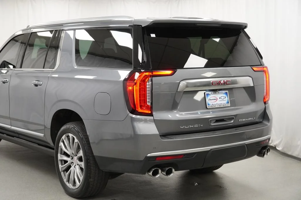Used 2021 SATIN STEEL METALLIC GMC Denali image 42
