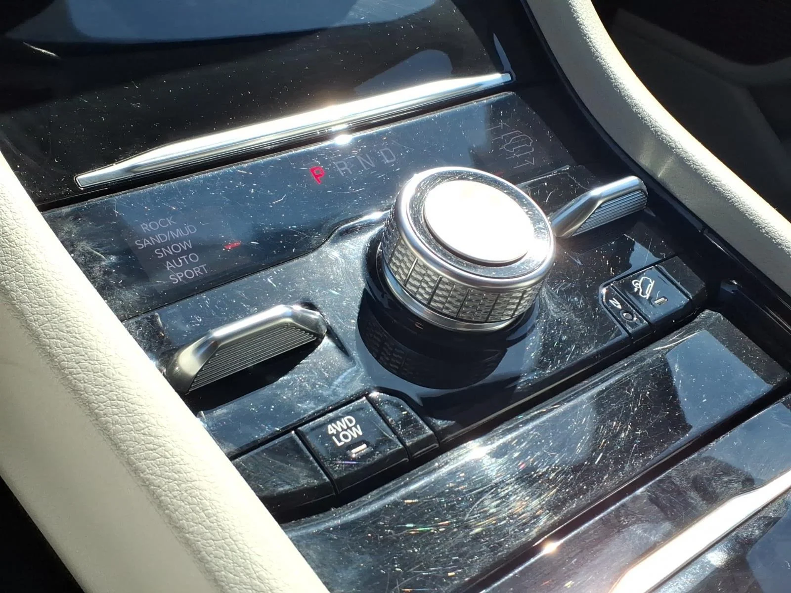 Used 2023 Bright White Clearcoat Jeep Summit image 15