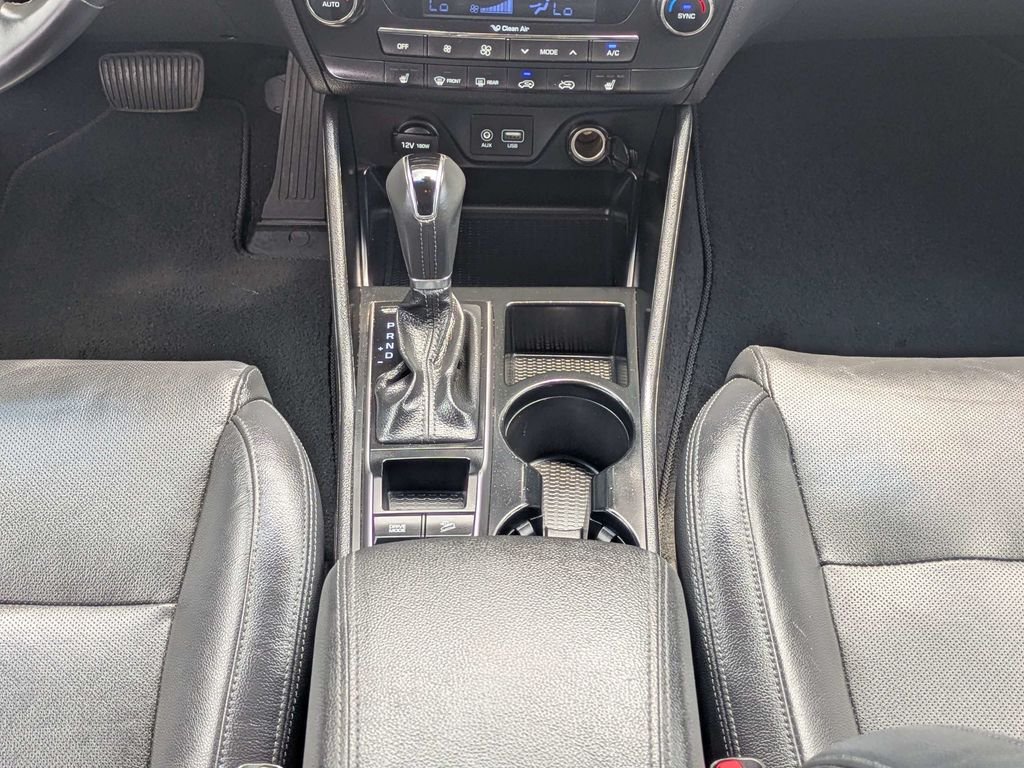 Used 2018 Red Hyundai SEL Plus image 18