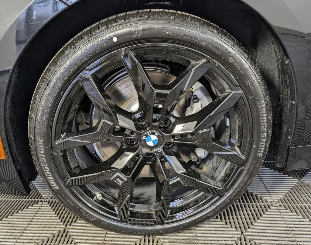 New 2026 Black Sapphire Metallic BMW 330i xDrive image 10