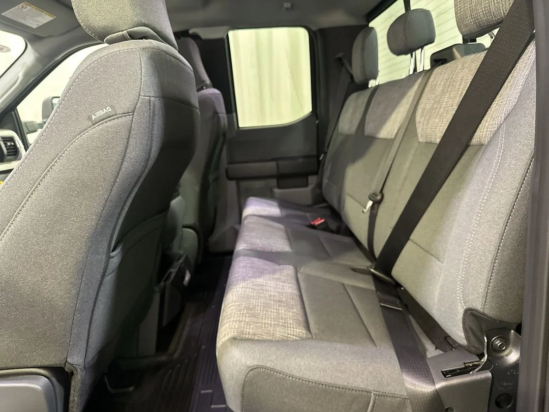 New 2026 Agate Black Metallic Ford F-250® XLT image 18