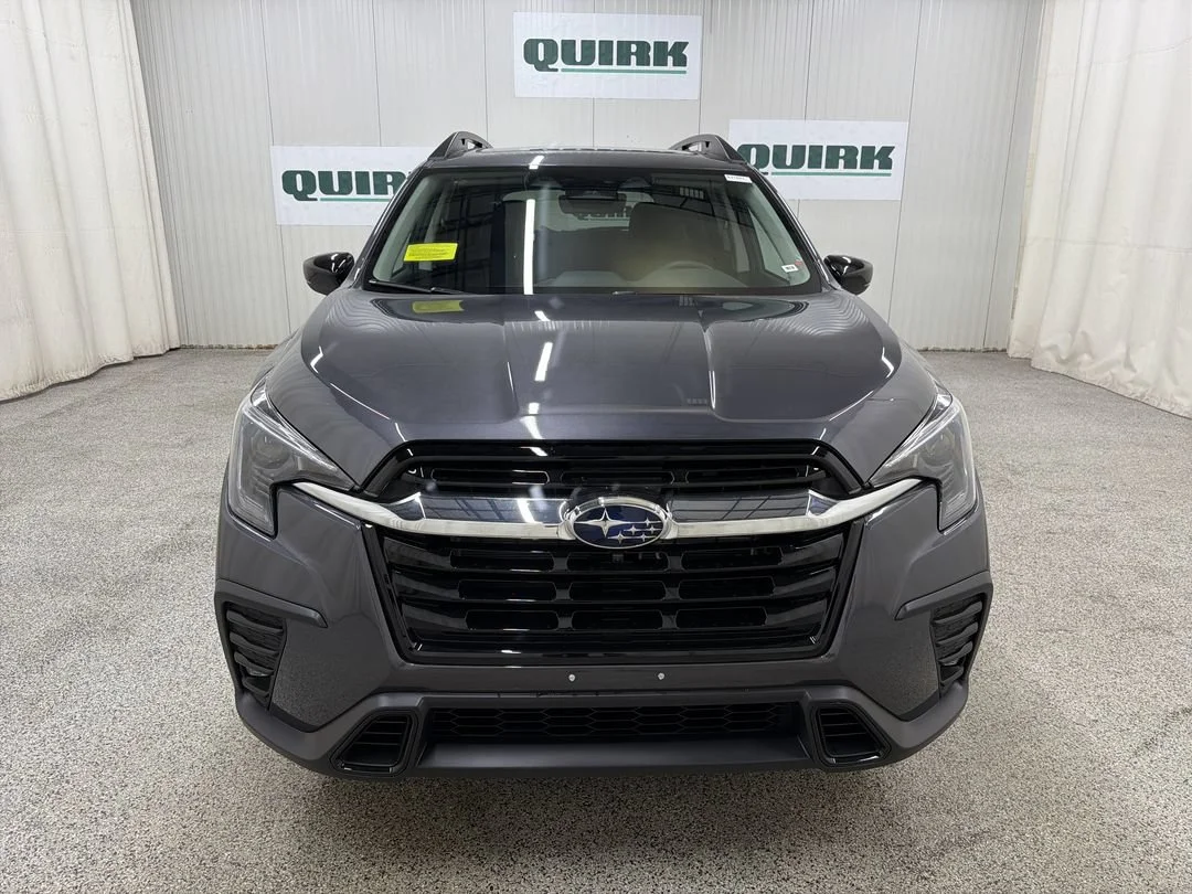 New 2026 Magnetite Gray Metallic Subaru Limited image 2