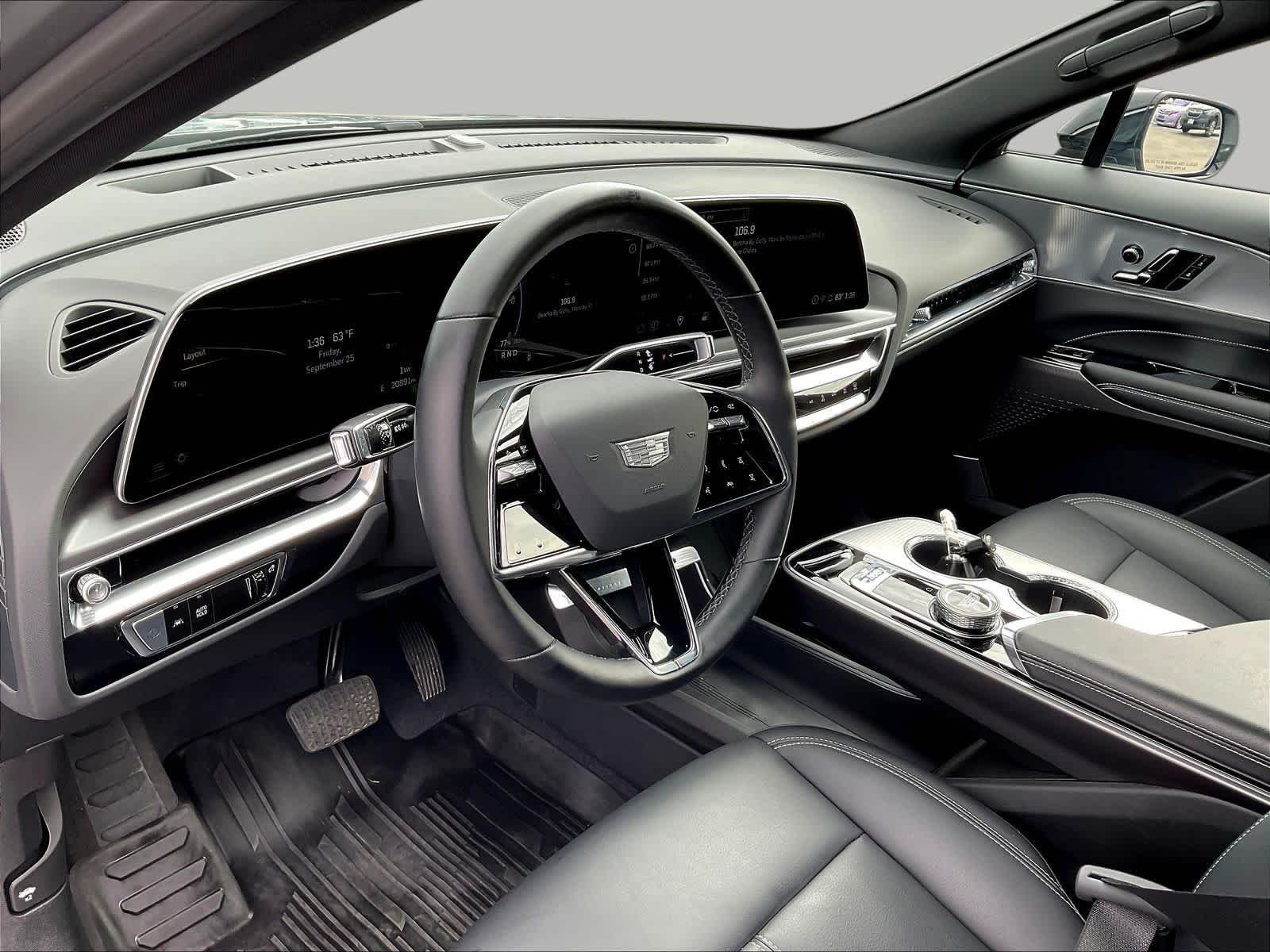2024 Cadillac LYRIQ Tech - Photo 19