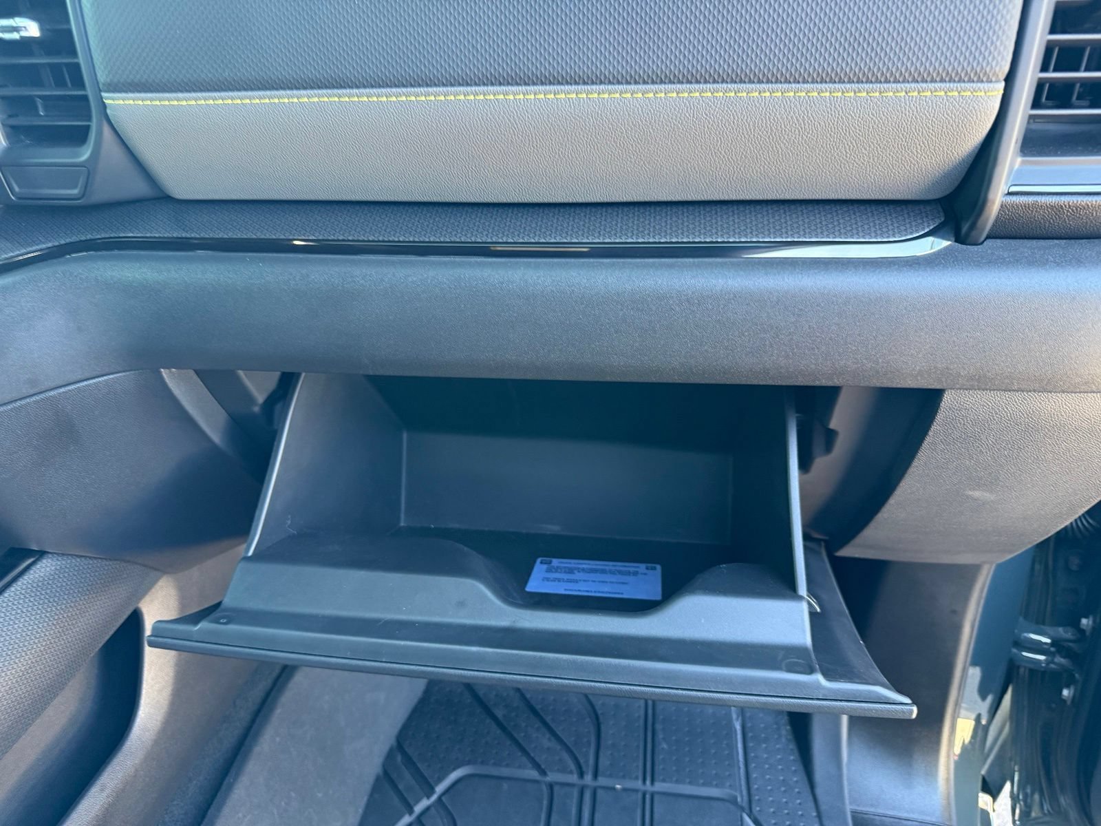 2025 Chevrolet Silverado 1500 ZR2 - Photo 37