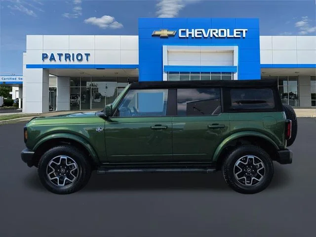 Used 2022 Green Ford Outer Banks image 7
