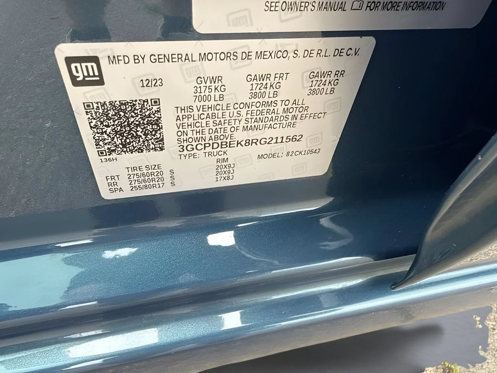Used 2024 Lakeshore Blue Metallic Chevrolet Custom image 35