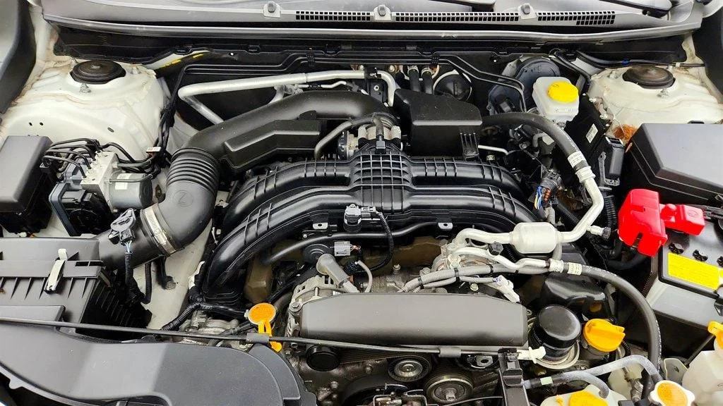 Used 2024 Crystal White Pearl Subaru Premium AWD w/ BSD, Moonroof & All-Weather Pkg image 26
