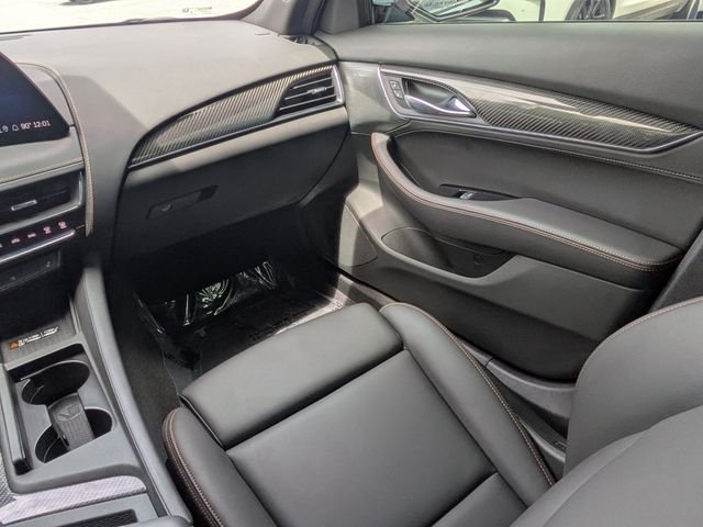 Used 2025  Cadillac V-Series image 16
