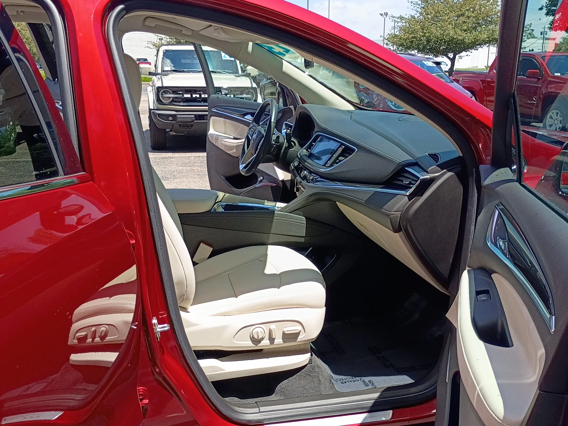 Used 2023 Cherry Red Tintcoat Buick Essence image 17