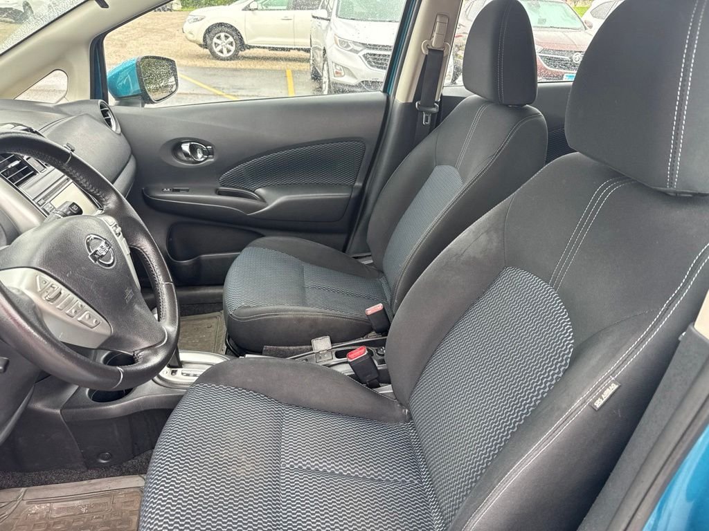 Used 2016 Peacock Nissan SL image 8