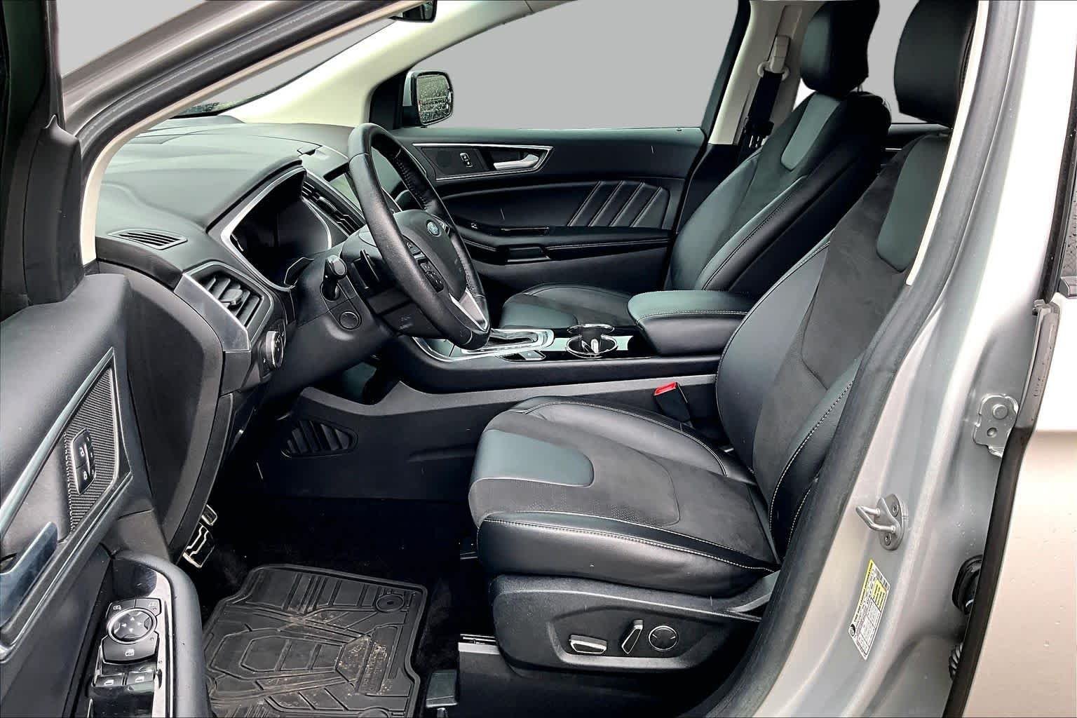 Used 2016 Ingot Silver Ford Sport image 8