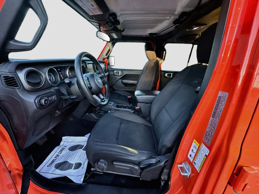 Used 2018 Orange Jeep Unlimited Sport S image 24