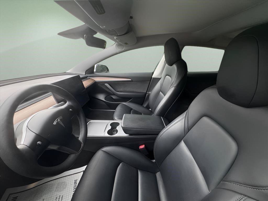 Used 2023  Tesla  image 12