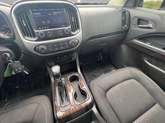 Used 2022 Onyx Black GMC Elevation image 3