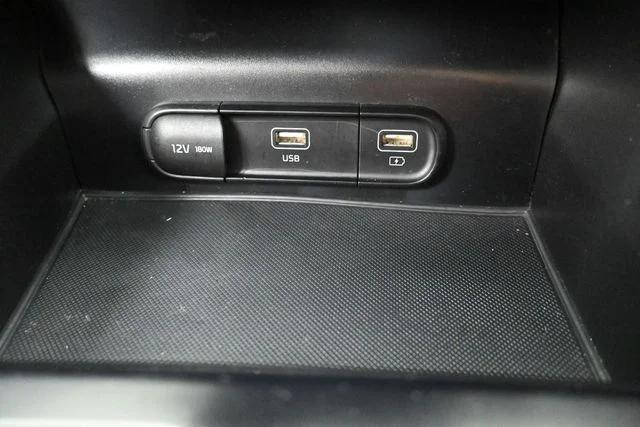 Used 2023 Black Kia GT-Line image 34