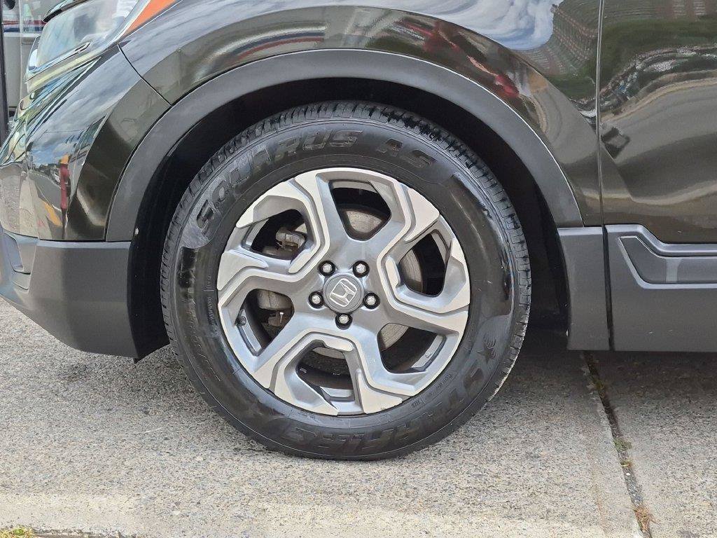 Used 2018 Silver Honda EX image 24