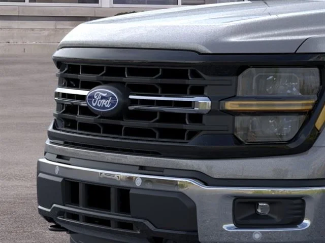 New 2026 Carbonized Gray Metallic Ford XLT image 17