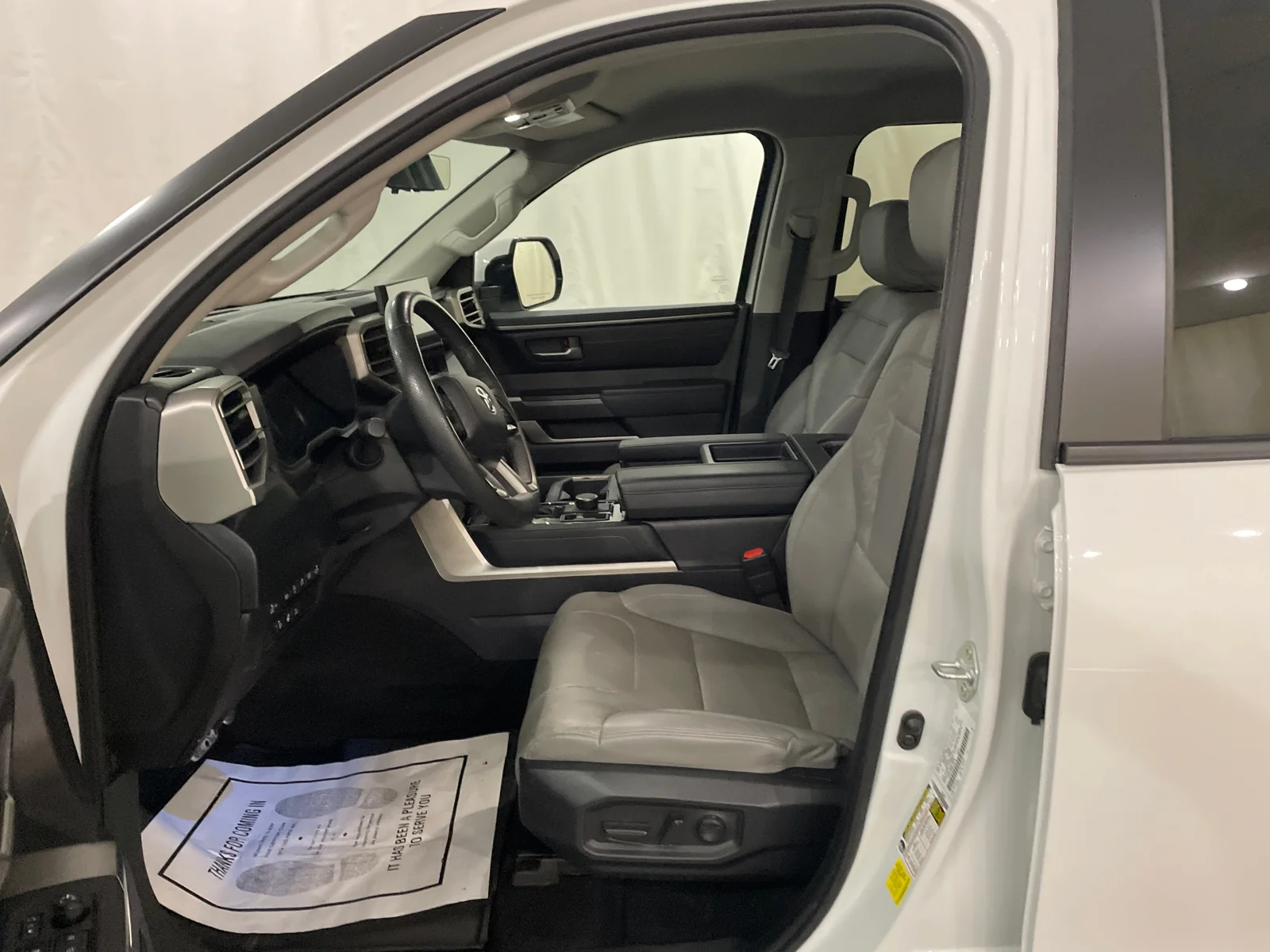 Used 2024 Ice Cap Toyota SR5 image 11