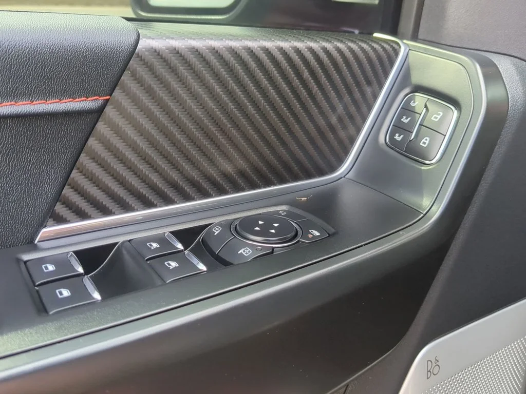 Used 2025  Ford Raptor image 12