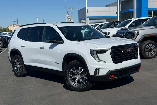 New 2026 Glacier White Tricoat GMC AT4 image 2