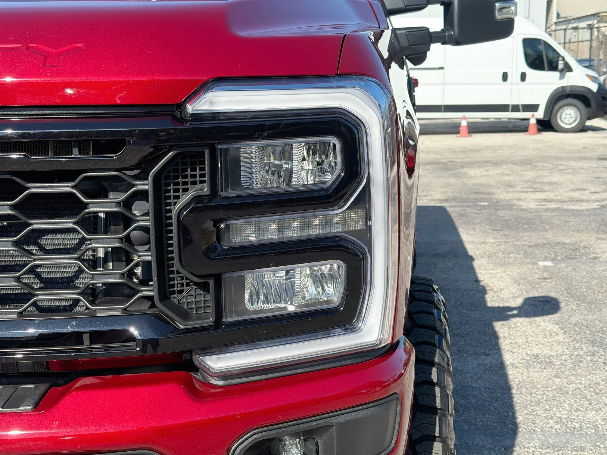 Used 2025 Ruby Red Metallic Ford LARIAT image 9