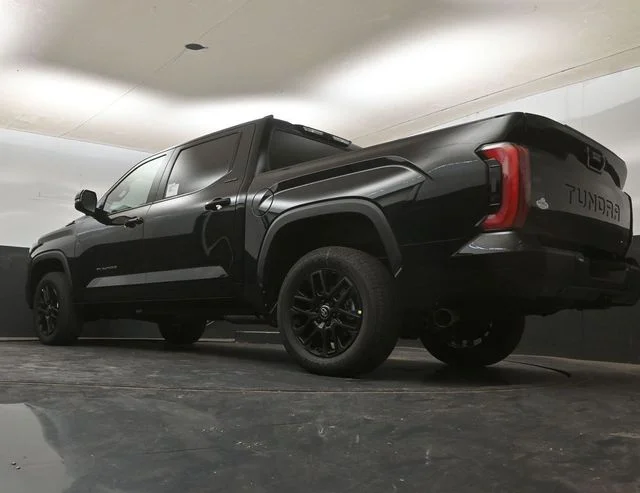 2026 Toyota Tundra Limited - Photo 21