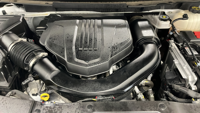 Used 2024 Summit White Chevrolet Z71 image 28