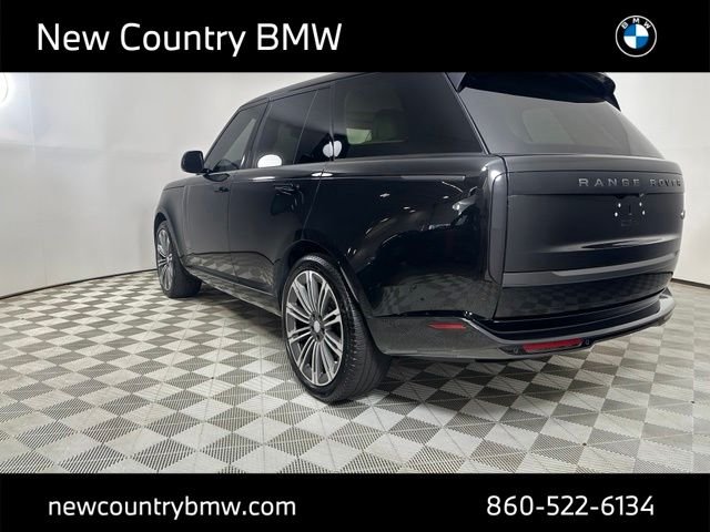 Used 2023  Land Rover Autobiography image 4