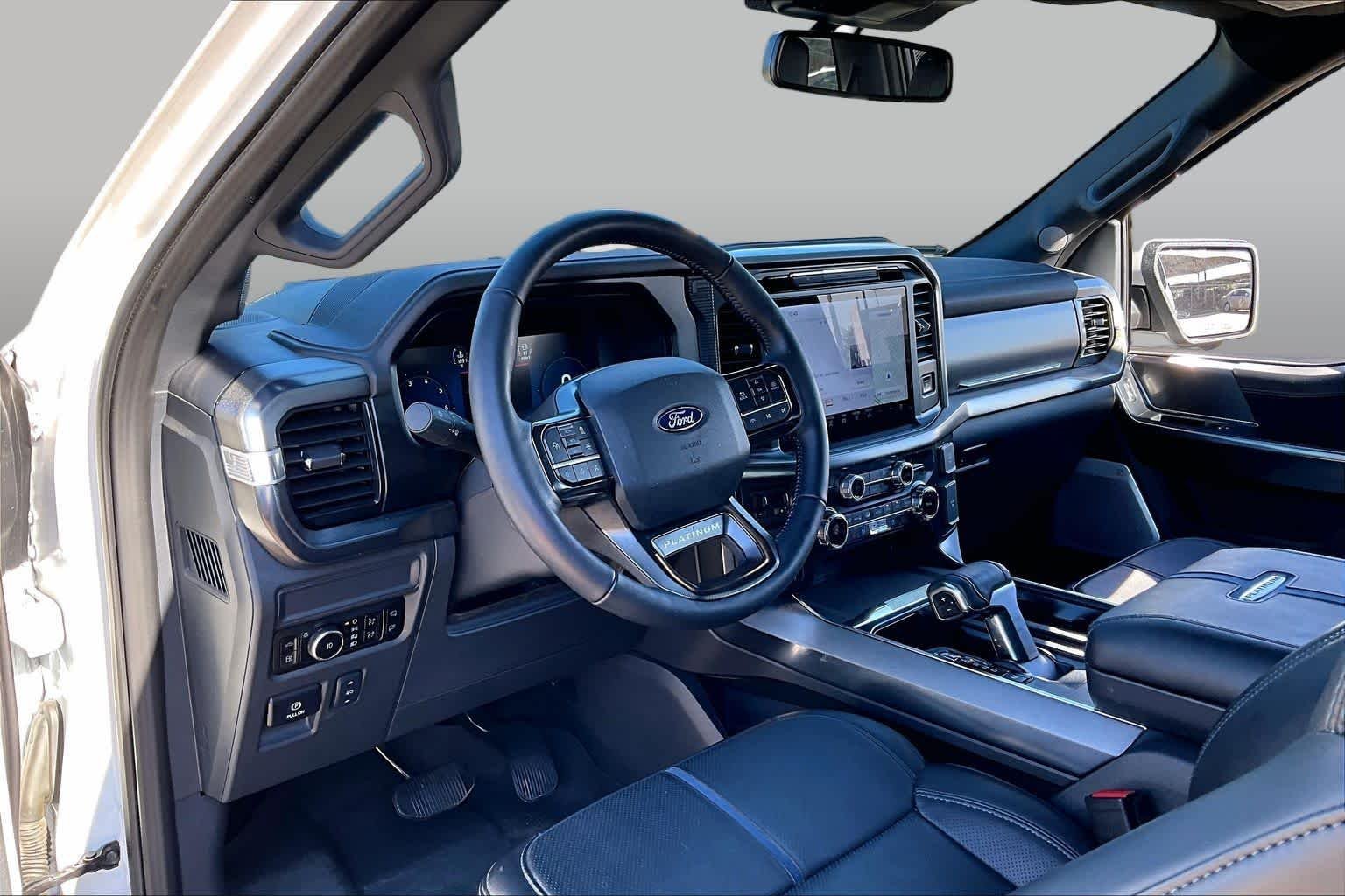 Used 2025 Star White Metallic Tri-Coat Ford Platinum image 16