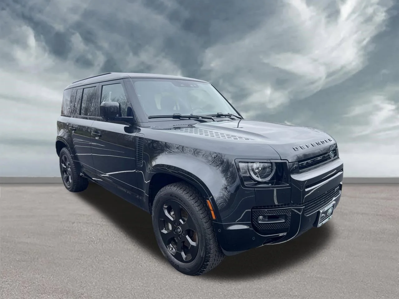 Used 2023 Santorini Black Metallic Land Rover X-Dynamic SE image 7
