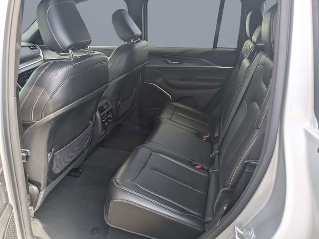 Used 2024 Silver Jeep 4xe image 12