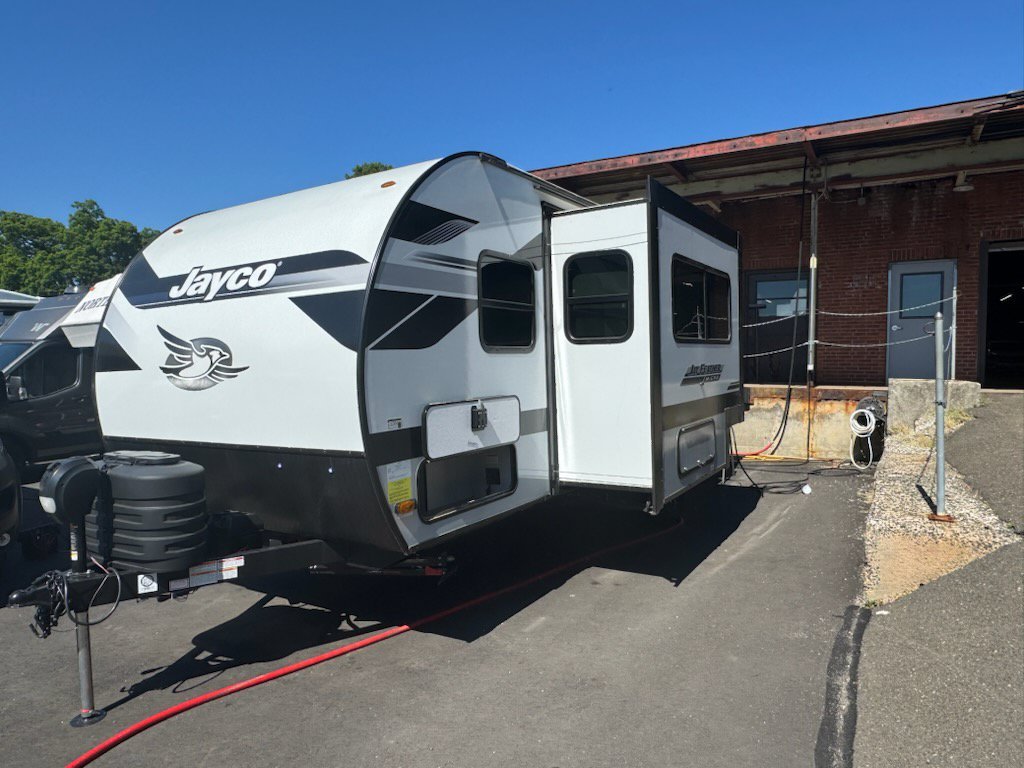 Used 2025  Jayco  image 2