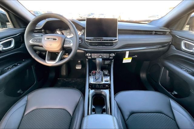 New 2026 Jeep Compass Latitude 4D Sport Utility