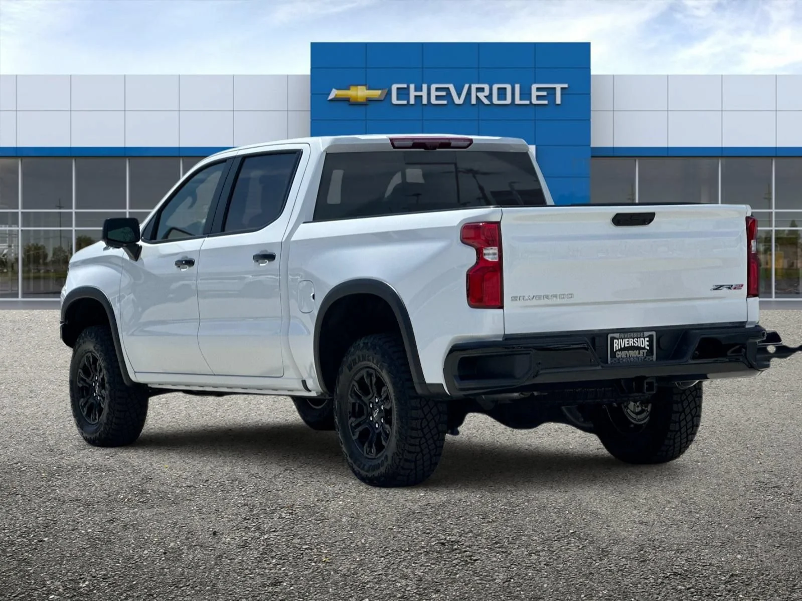 New 2026 Summit White Chevrolet ZR2 image 6