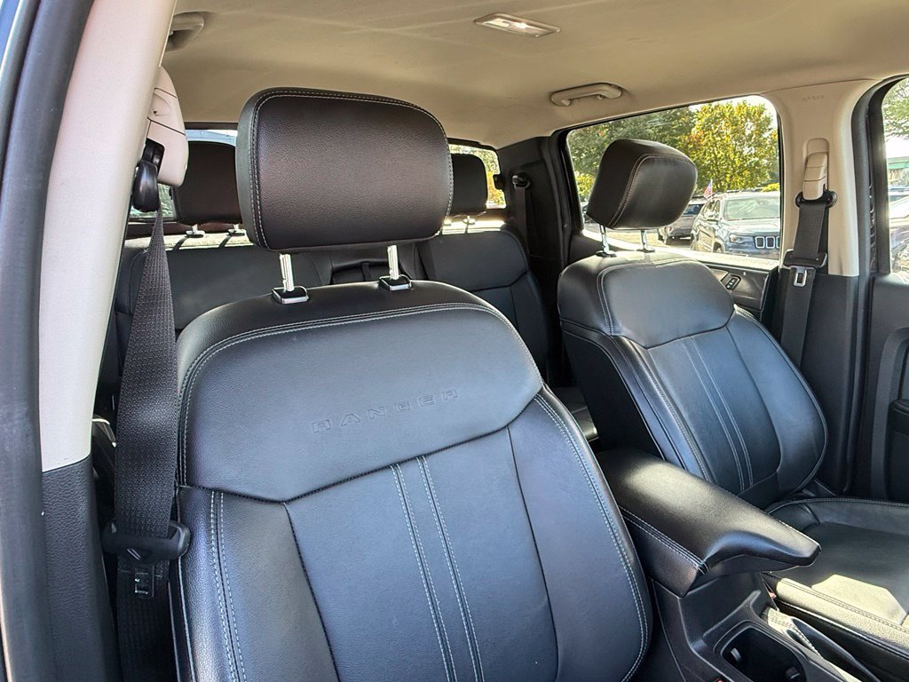 Used 2019 Shadow Black Ford Lariat image 31