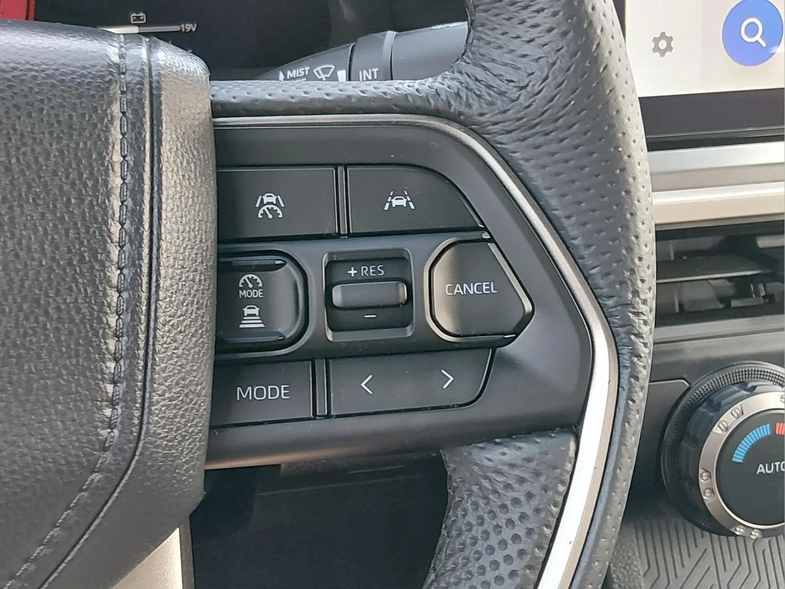 Used 2025 Underground Toyota TRD Off-Road HV image 28