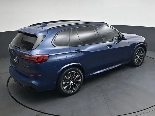 Used 2021 Blue BMW xDrive40i image 30