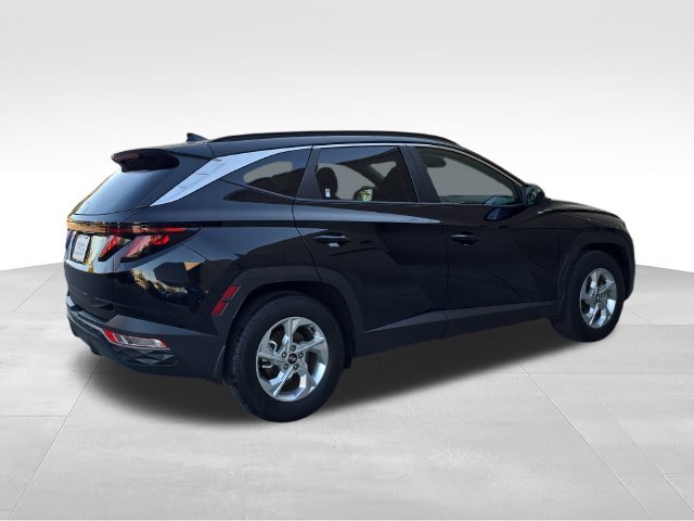 Used 2024 Black Hyundai SEL image 5