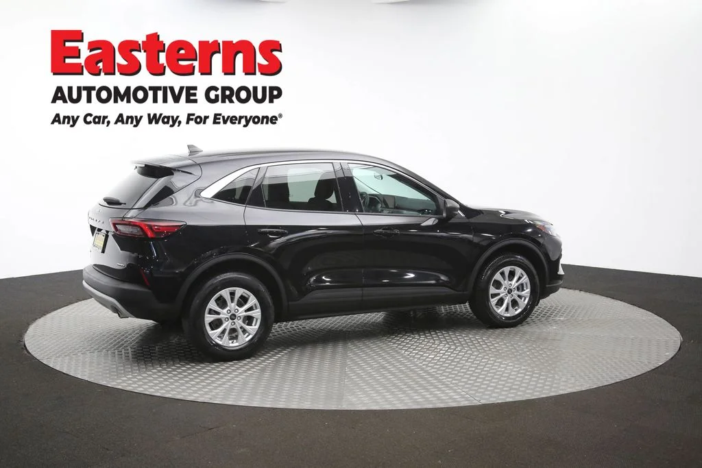 Used 2023 Black Ford Active image 42