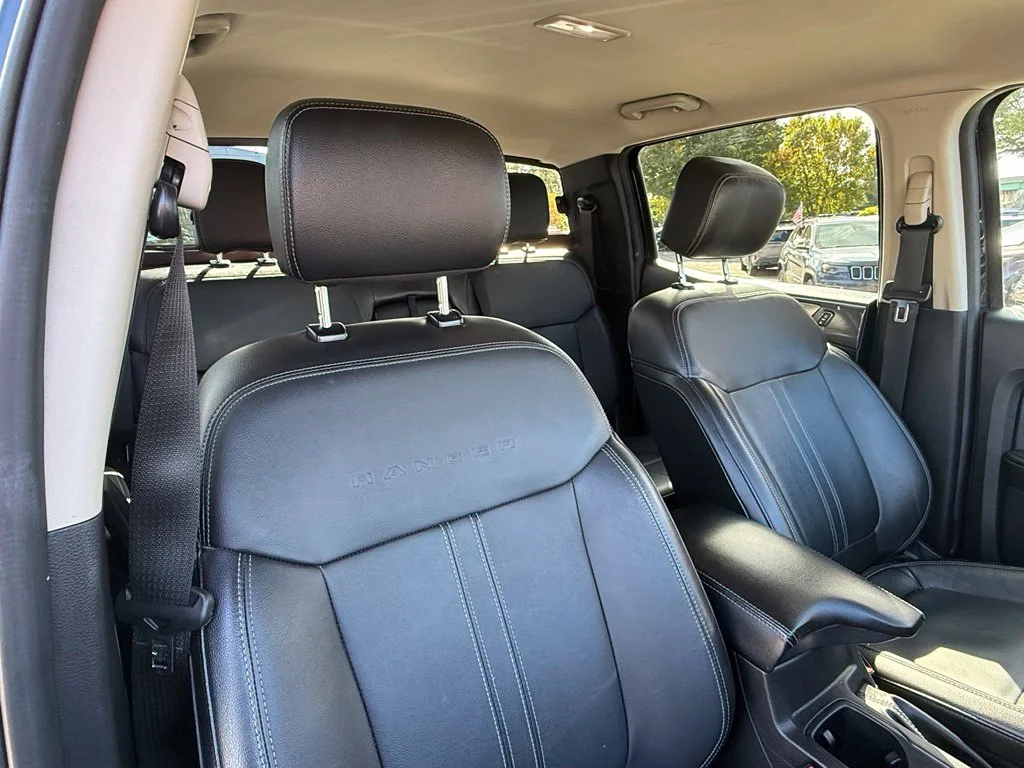 Used 2019 Black Ford Lariat image 31