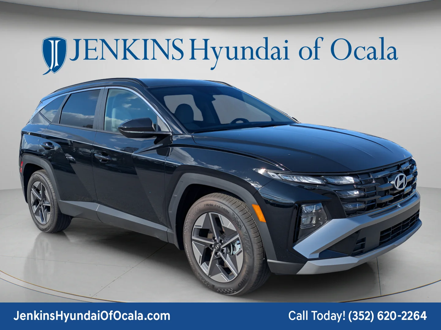Used 2026 Phantom Black Hyundai SEL image 1