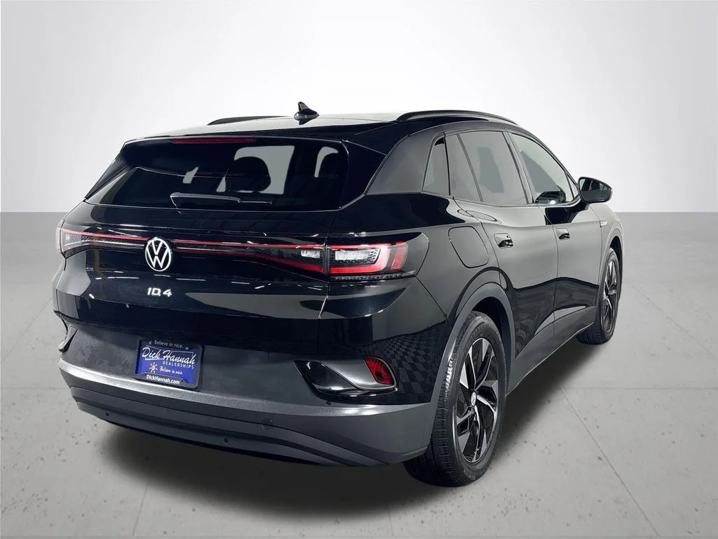 Used 2021 Black Volkswagen Pro image 6
