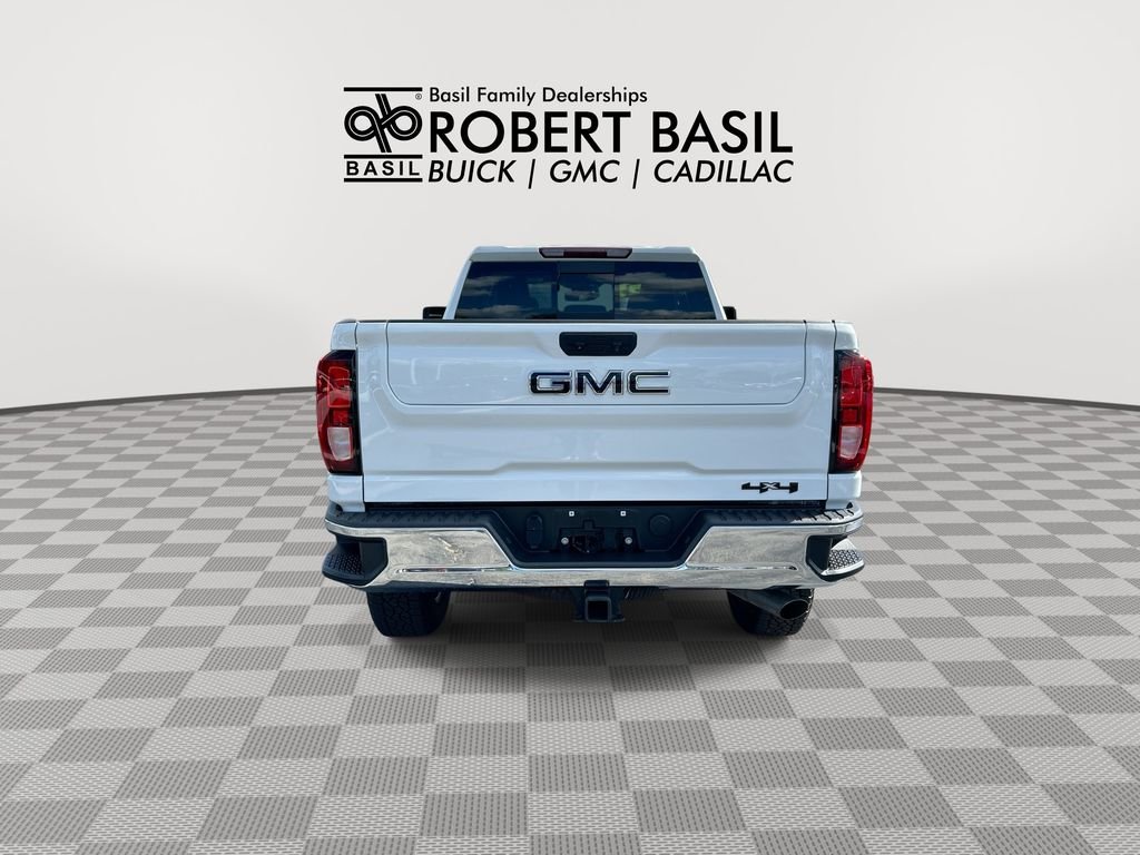 Used 2024 White GMC SLE image 7